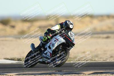 media/Dec-07-2025-CVMA (Sun) [[3e7d2de5dc]]/Race 18-Formula Twins-Formula 40 UL/